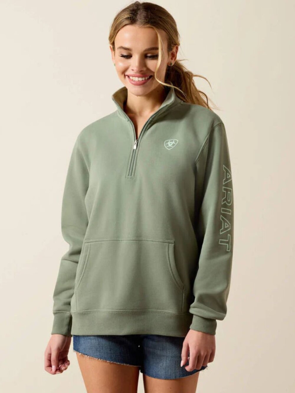 Ariat Women’s Logo Hoodie Pullover Sweatshirt Western Casual NWT | 2W18B22/23